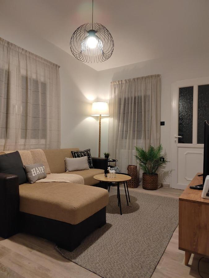 Cosy House With Garden Apartment Volos Exterior foto